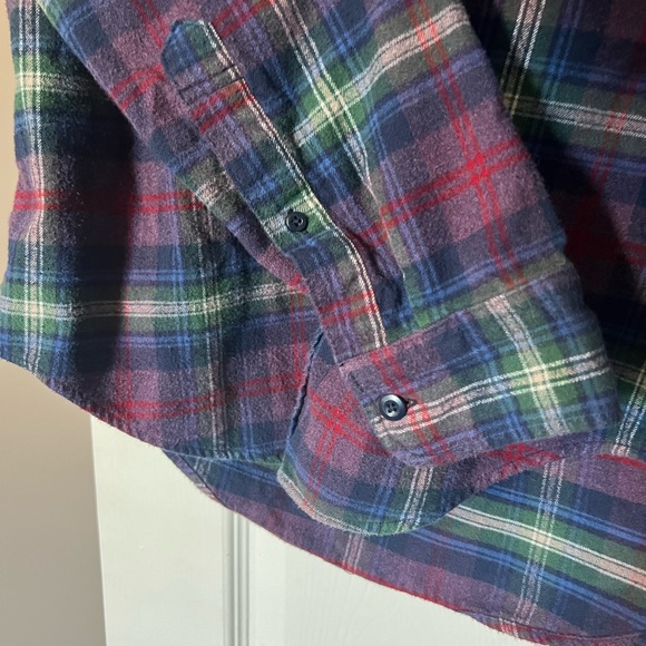Abercrombie & Fitch Plaid Flannel Button Up size L - Picture 8 of 11